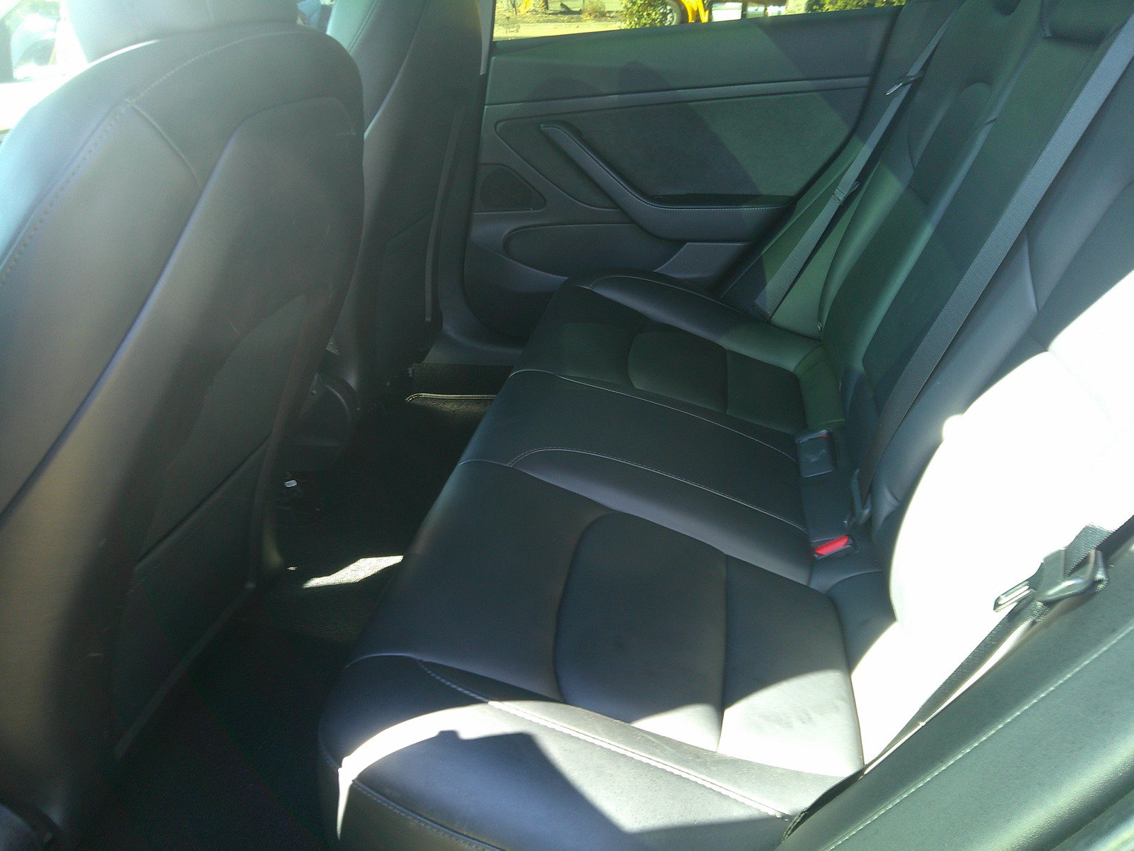 Used 2020 Tesla Model 3 Standard Range Plus RWD image 8