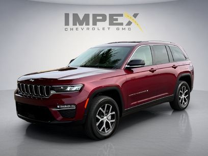 Used 2023 Jeep Grand Cherokee Limited w/ Trailer Tow Prep Group (B)
