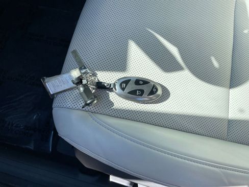 Used 2025 Hyundai Santa Fe SEL image 21