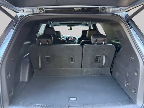 Used 2023 Chevrolet Traverse RS AWD/4WD image 12