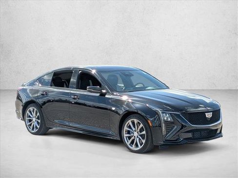 Used 2025 Cadillac CT5 Sport image 3