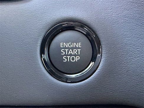 New 2026 Toyota Tundra Platinum AWD/4WD image 19