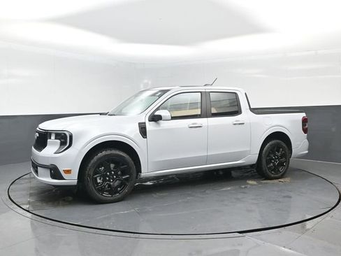 New 2026 Ford Maverick Lobo AWD/4WD image 4