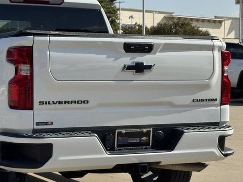 Used 2024 Chevrolet Silverado 1500 Custom w/ LPO, Dark Essentials Package RWD image 7