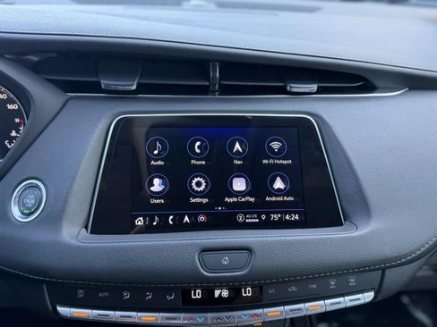 Used 2023 Cadillac XT4 Premium Luxury w/ Driver Assist Package AWD/4WD image 33