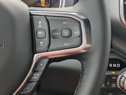 Used 2026 RAM 1500 Laramie w/ Night Edition image 38