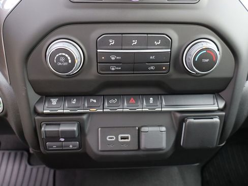 Used 2024 Chevrolet Silverado 2500 Custom w/ Custom Value Package image 24