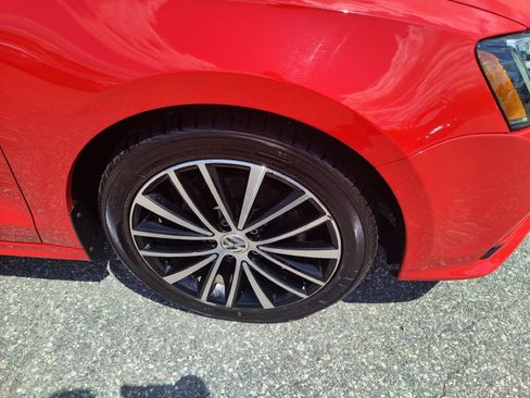 Used 2016 Volkswagen Jetta Sport w/ Lighting Package image 21