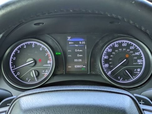Used 2023 Toyota Camry SE w/ Convenience Package FWD image 28