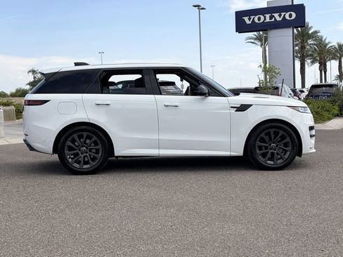 Used 2024 Land Rover Range Rover Sport Dynamic SE AWD/4WD image 28
