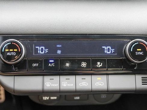 New 2026 Hyundai Elantra Sport image 18