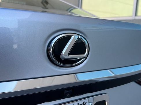 Used 2025 Lexus ES 350 w/ Premium Package FWD image 20