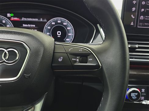 Certified 2025 Audi Q5 2.0T Premium Plus w/ Premium Plus Package image 18