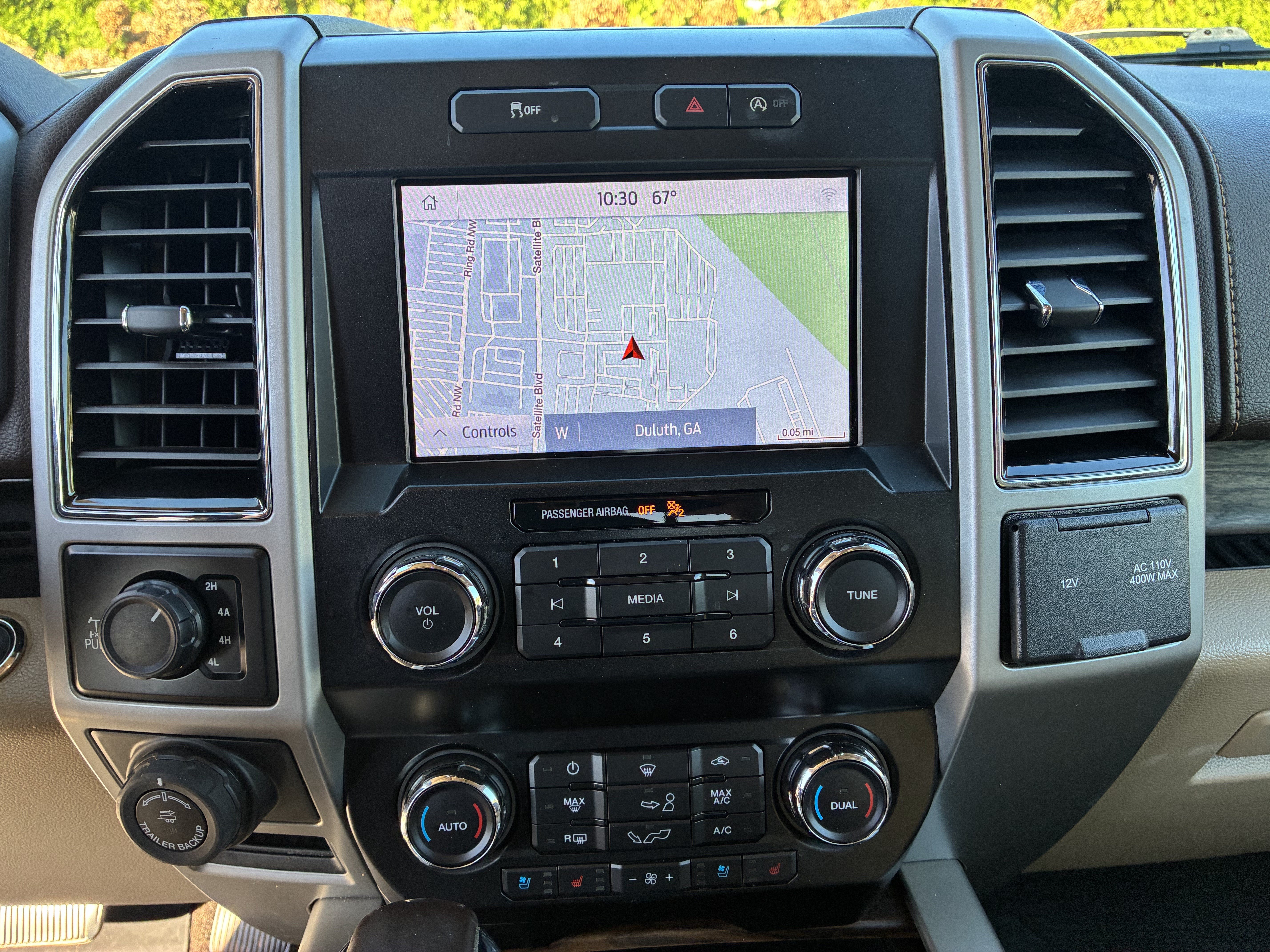 Used 2019 Ford F150 Lariat w/ Trailer Tow Package AWD/4WD image 31