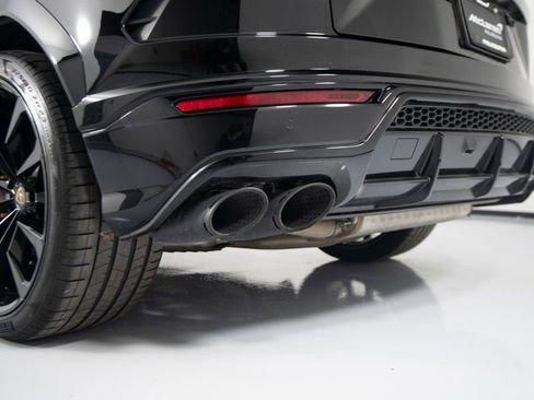 Used 2022 Lamborghini Urus image 39