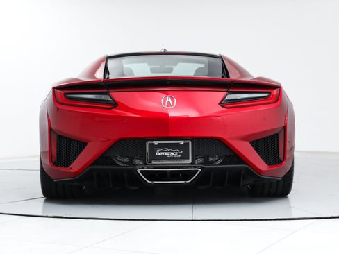 Used 2017 Acura NSX image 4