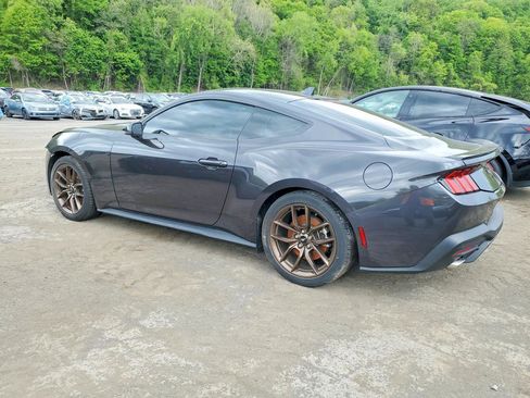 Used 2024 Ford Mustang Premium RWD image 4
