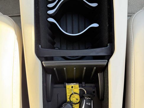 Used 2017 Tesla Model S 75D image 19