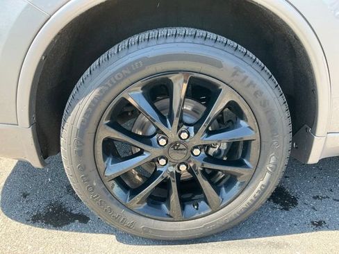 Used 2018 Dodge Durango GT w/ Premium Group AWD/4WD image 17