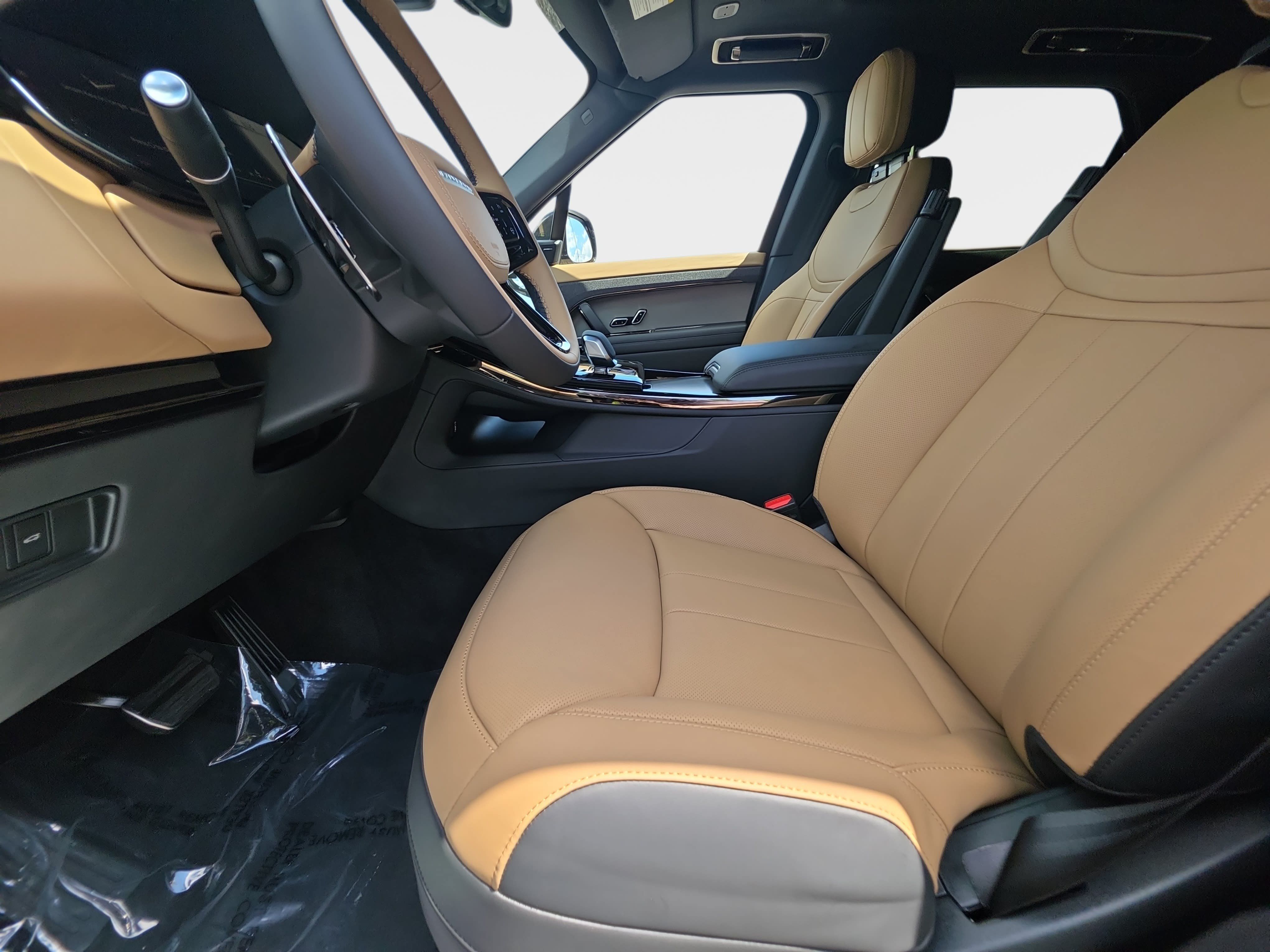 New 2026 Land Rover Range Rover Sport Dynamic SE AWD/4WD image 15