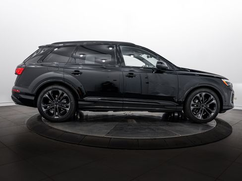 New 2026 Audi Q7 3.0T Prestige image 3