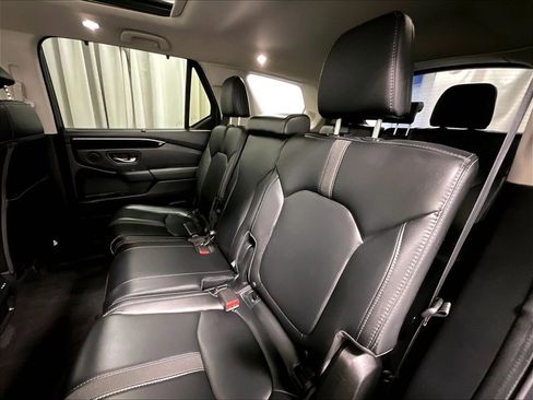 Used 2023 Honda Pilot Touring image 15