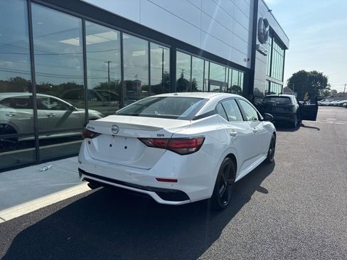 Used 2024 Nissan Sentra SR image 3