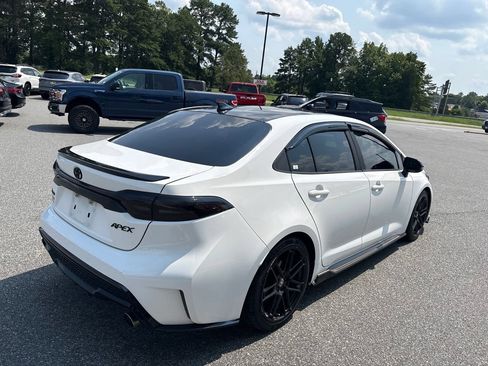 Used 2021 Toyota Corolla XSE FWD image 8