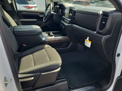 Used 2026 Chevrolet Silverado 2500 LT w/ All Star Edition AWD/4WD image 18