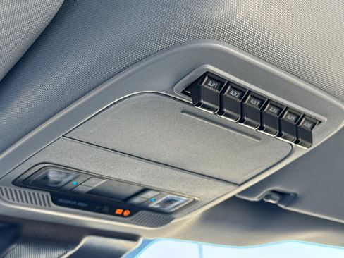 New 2026 Ford F250 XL w/ XL Chrome Package image 24