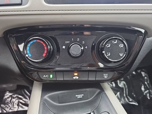 Used 2018 Honda HR-V LX image 27