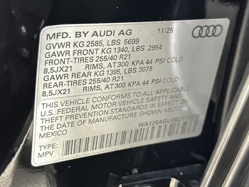 New 2025 Audi SQ5 Premium Plus image 24