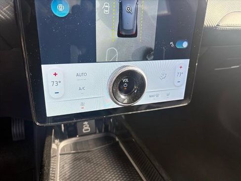 Certified 2025 Ford Mustang Mach-E Select image 16