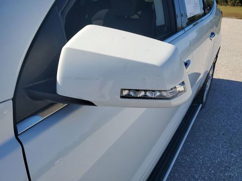 Used 2016 Chevrolet Traverse LT w/ Style and Technology Package image 21