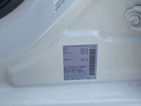 Used 2025 Nissan Altima 2.5 SV FWD image 28