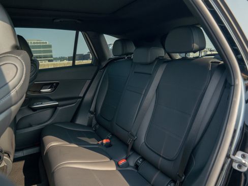 Certified 2026 Mercedes-Benz GLC 300 4MATIC image 27