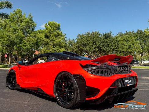 Used 2021 McLaren 765LT RWD image 40