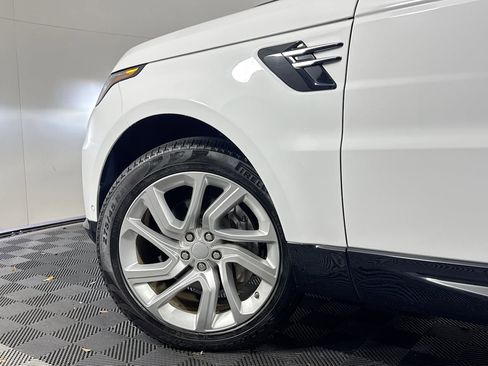 Used 2019 Land Rover Range Rover Sport HSE image 42