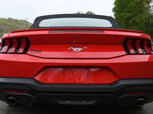 Used 2024 Ford Mustang Premium RWD image 4