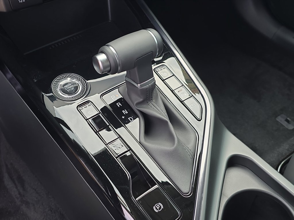 New 2026 Kia Niro EX FWD image 25