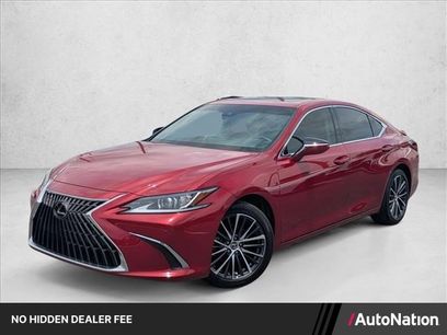 Used 2025 Lexus ES 300h w/ Premium Package