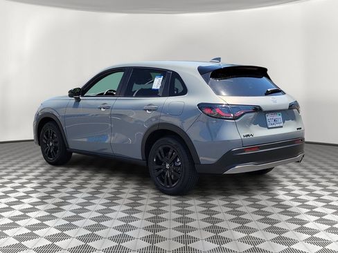 Certified 2027 Honda HR-V Sport image 4