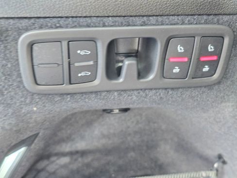 New 2026 Audi SQ7 Premium Plus image 17