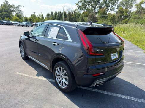 Used 2023 Cadillac XT4 Premium Luxury AWD/4WD image 4