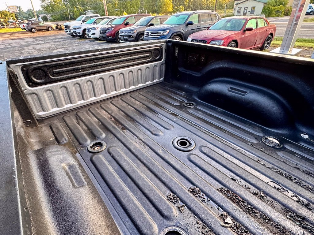 Used 2022 RAM 3500 Big Horn w/ Level B Equipment Group AWD/4WD image 6