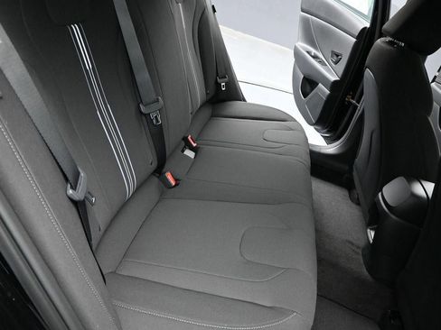 New 2026 Hyundai Elantra Sport FWD image 25