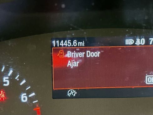 Certified 2022 Ford Escape SE w/ Cold Weather Package image 19