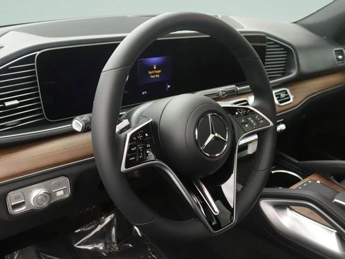 New 2026 Mercedes-Benz GLE 450 4MATIC image 4