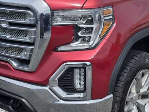 Used 2019 GMC Sierra 1500 SLT AWD/4WD image 9