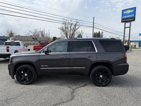 Used 2016 GMC Yukon Denali AWD/4WD image 3